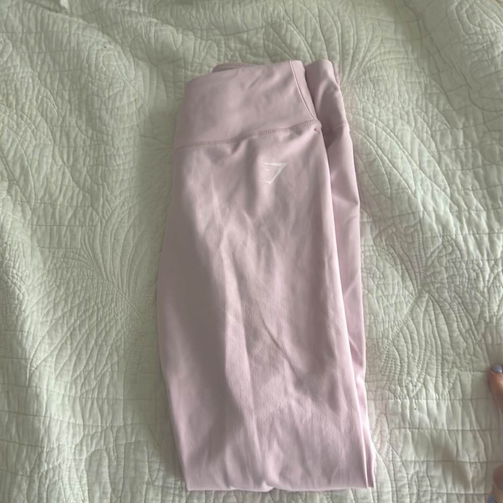 Ballet pink gym shark leggings